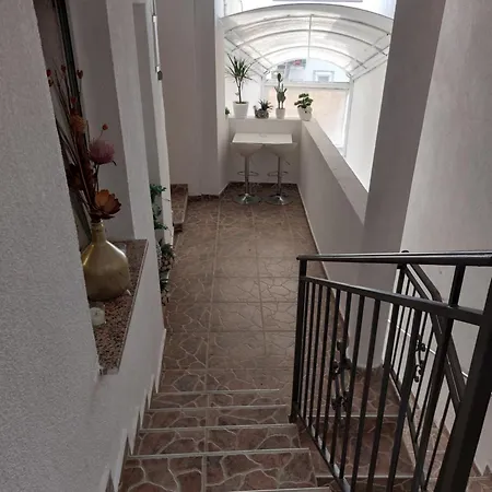 Emedes Apartman *