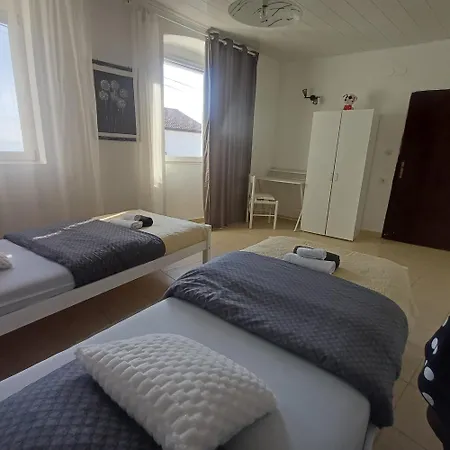 Emedes Apartman