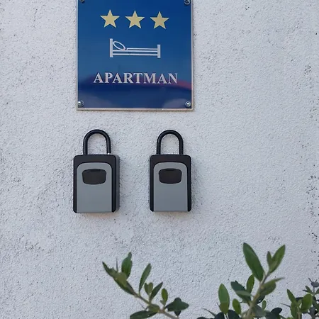 Apartman Emedes *